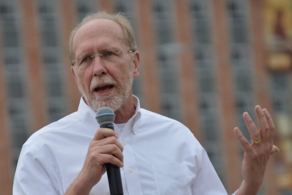 POLITICS - Iowa Starting Line