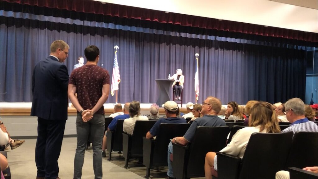 Elizabeth Meyer - Iowa Starting Line