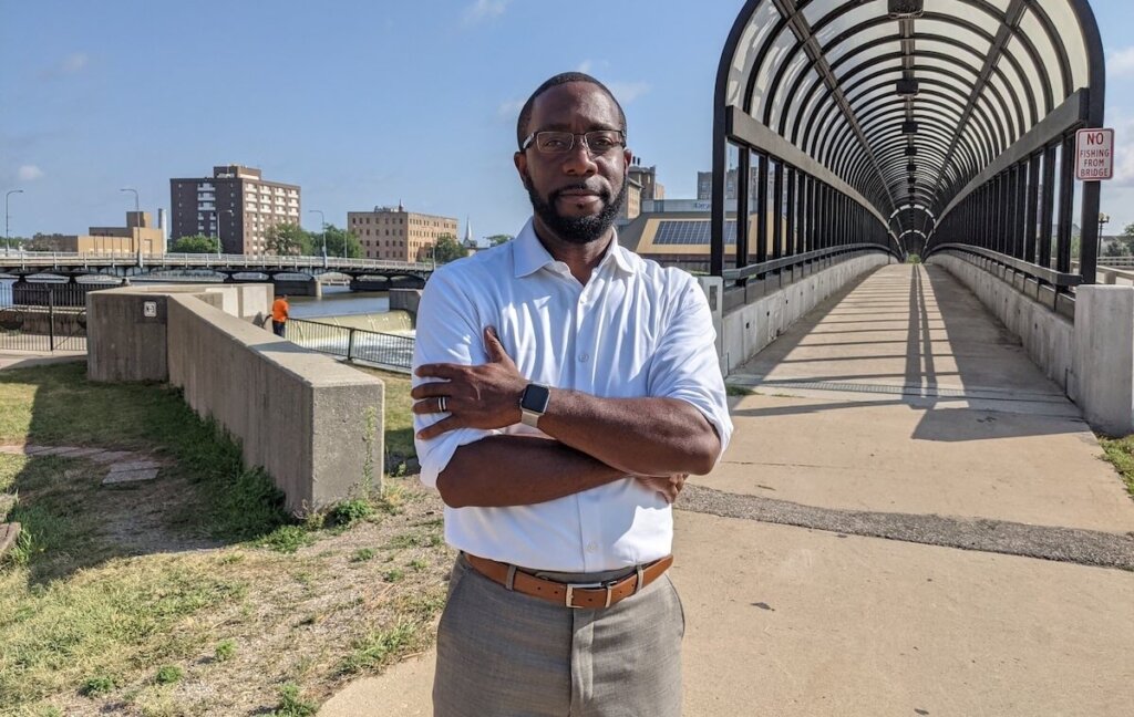 Ty Rushing - Iowa Starting Line