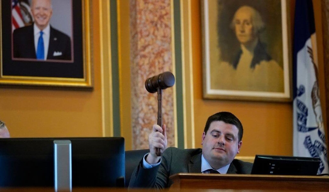 Iowa Legislature passes budget bill, adjourns with no property tax cut