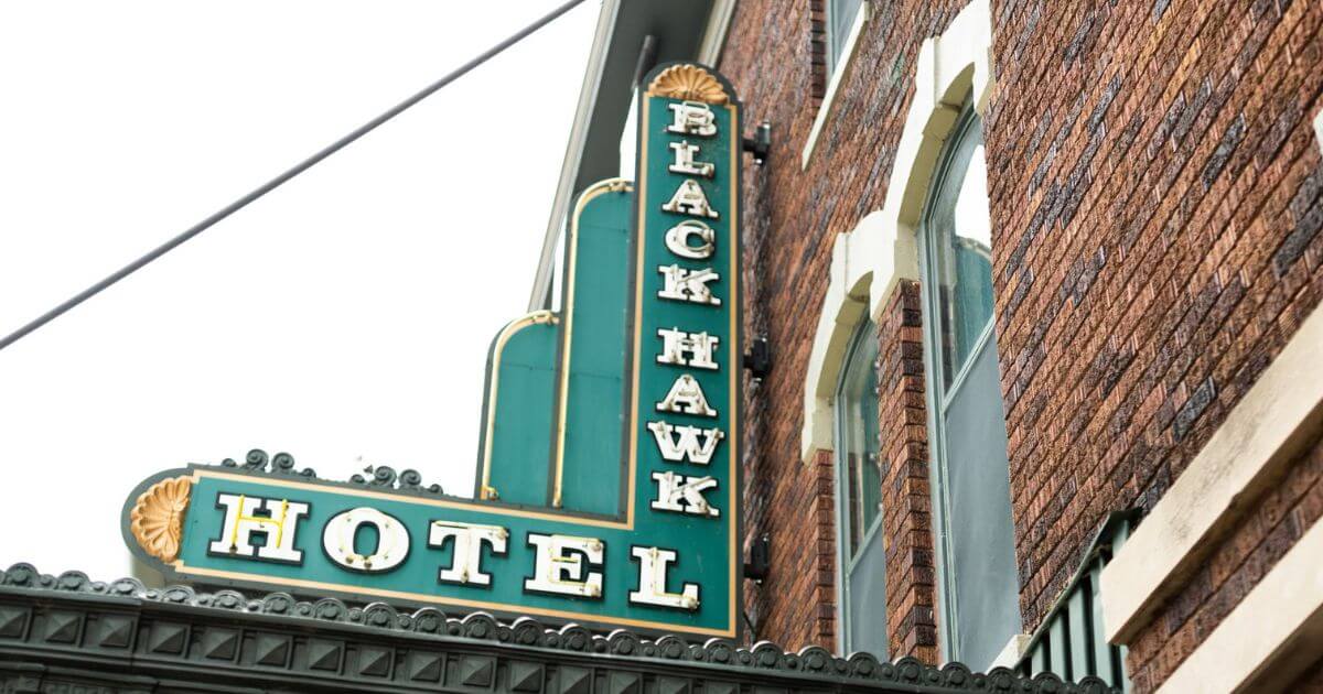 8 Historic Iowa Hotels Worth Planning A Weekend Getaway To Visit 8 Historic Iowa Hotels Worth Planning A Weekend Getaway To Visit