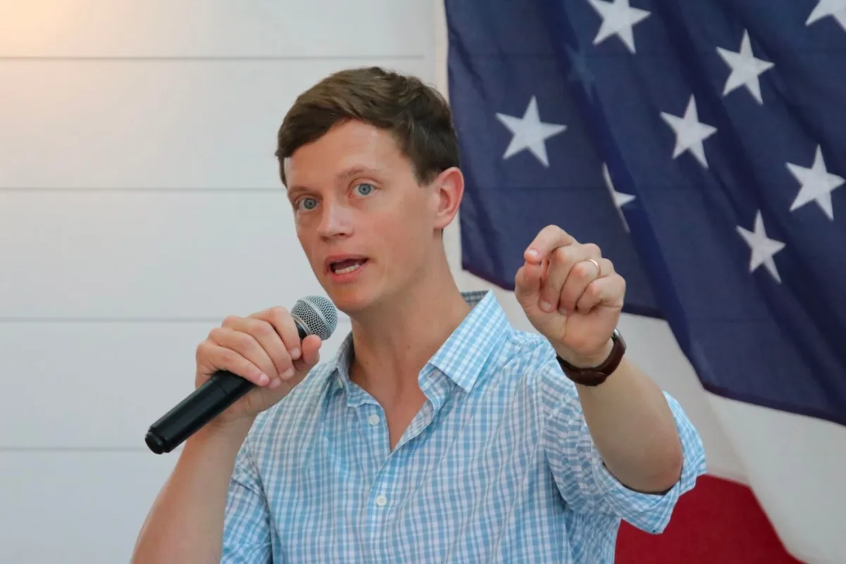 Sand: Let’s work together to hold government accountable Sand: Let’s work together to hold government accountable