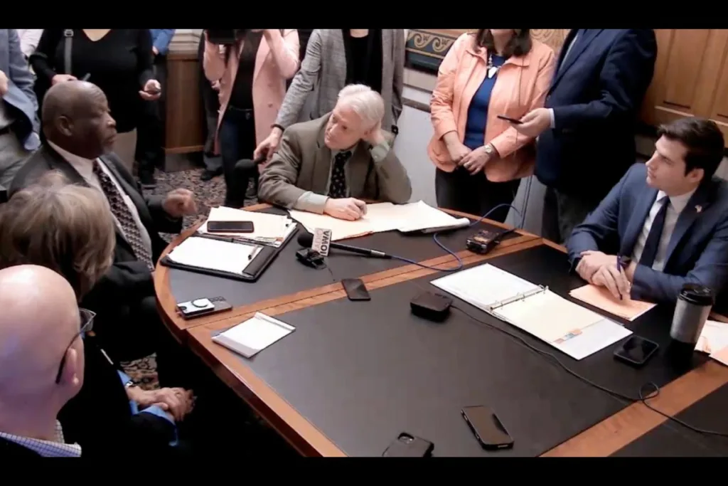 POLITICS - Iowa Starting Line