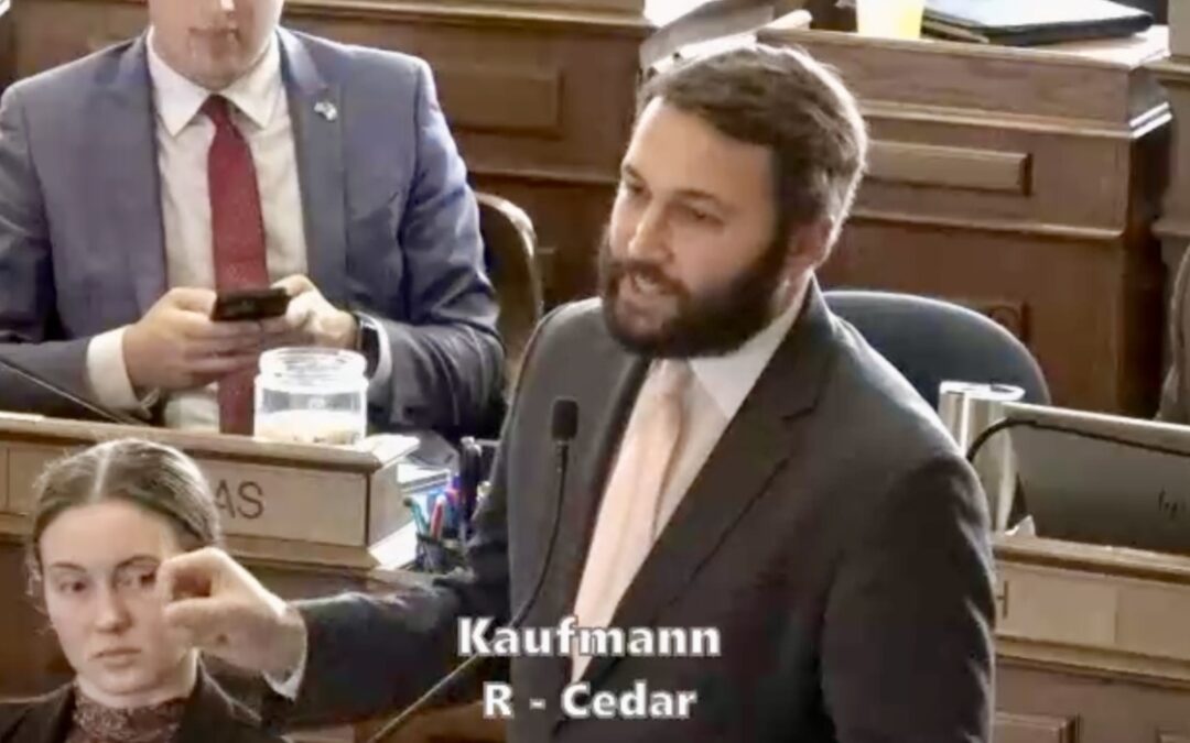 Iowa Republicans rush anti-apprenticeship, anti-union contracting bill, raising safety concerns